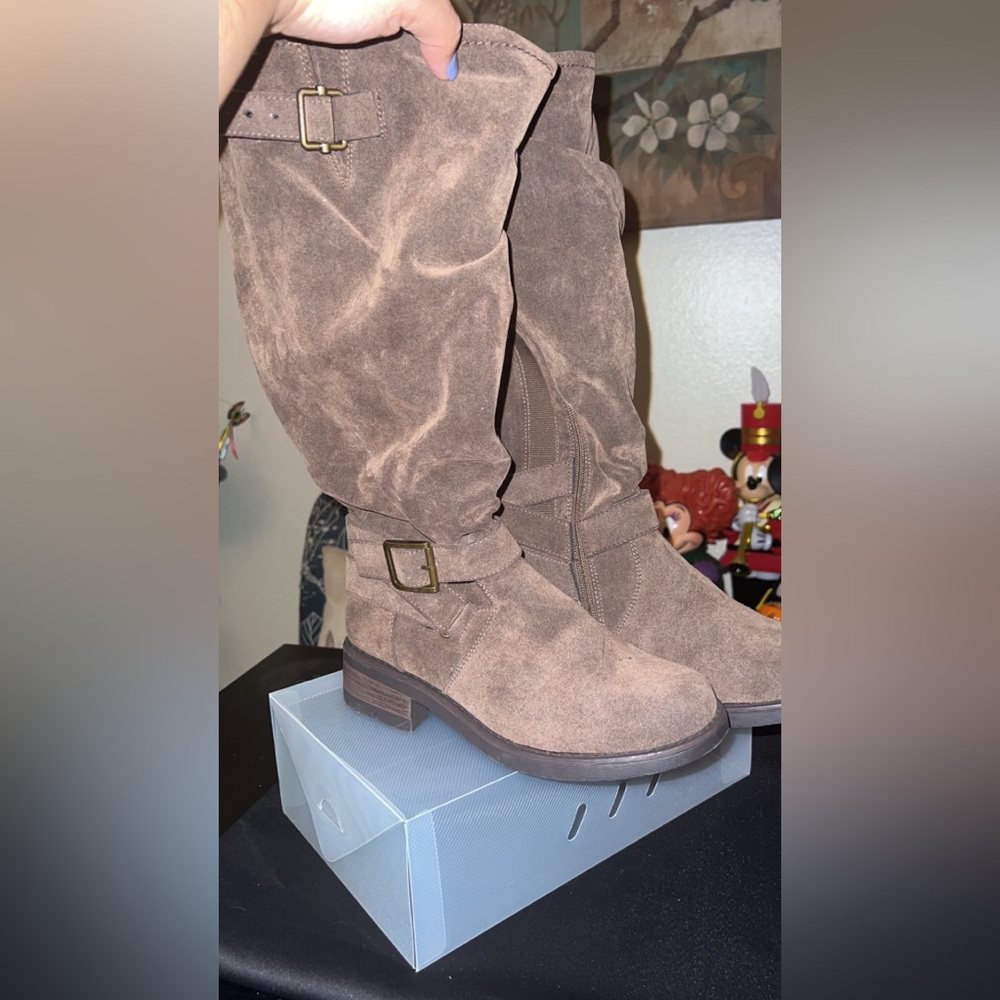 NWT- Torrid Buckle Knee-High Boot (WW) - Picture 7 of 16